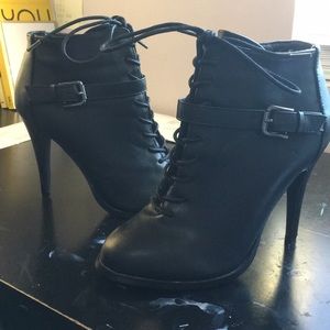 Black boot heels